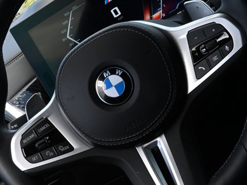 Certified 2025 BMW X6 M60i AWD/4WD image 20