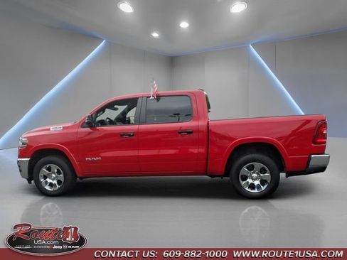 Used 2025 RAM 1500 Big Horn AWD/4WD image 7