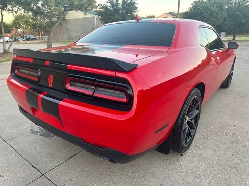 Used 2015 Dodge Challenger R/T Scat Pack image 6