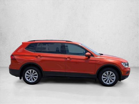 Used 2018 Volkswagen Tiguan S FWD image 4