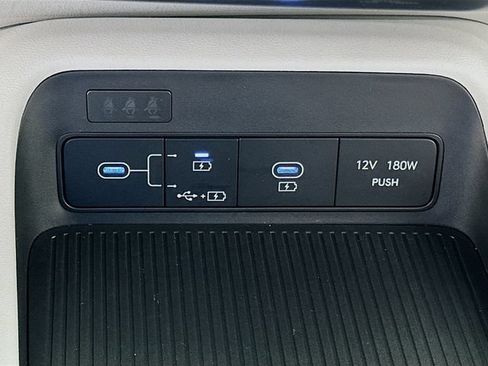 Used 2024 Hyundai Kona SEL FWD image 18