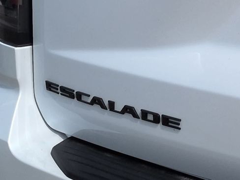 Used 2025 Cadillac Escalade Sport Platinum AWD/4WD image 12