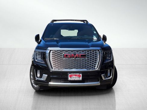 Used 2023 GMC Yukon Denali w/ Denali Reserve Package image 2