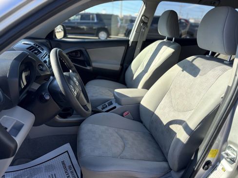 Used 2012 Toyota RAV4 4WD image 20