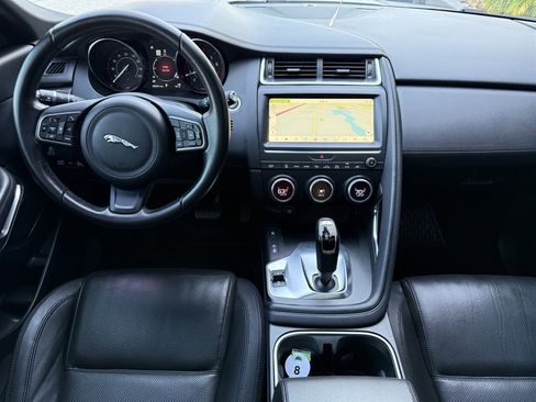 Used 2018 Jaguar E-PACE S image 22