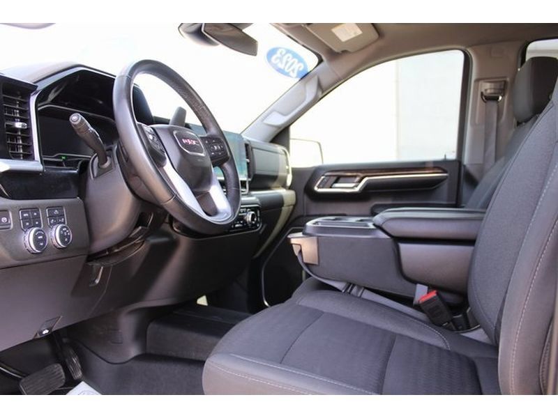 Used 2023 GMC Sierra 1500 Elevation AWD/4WD image 11