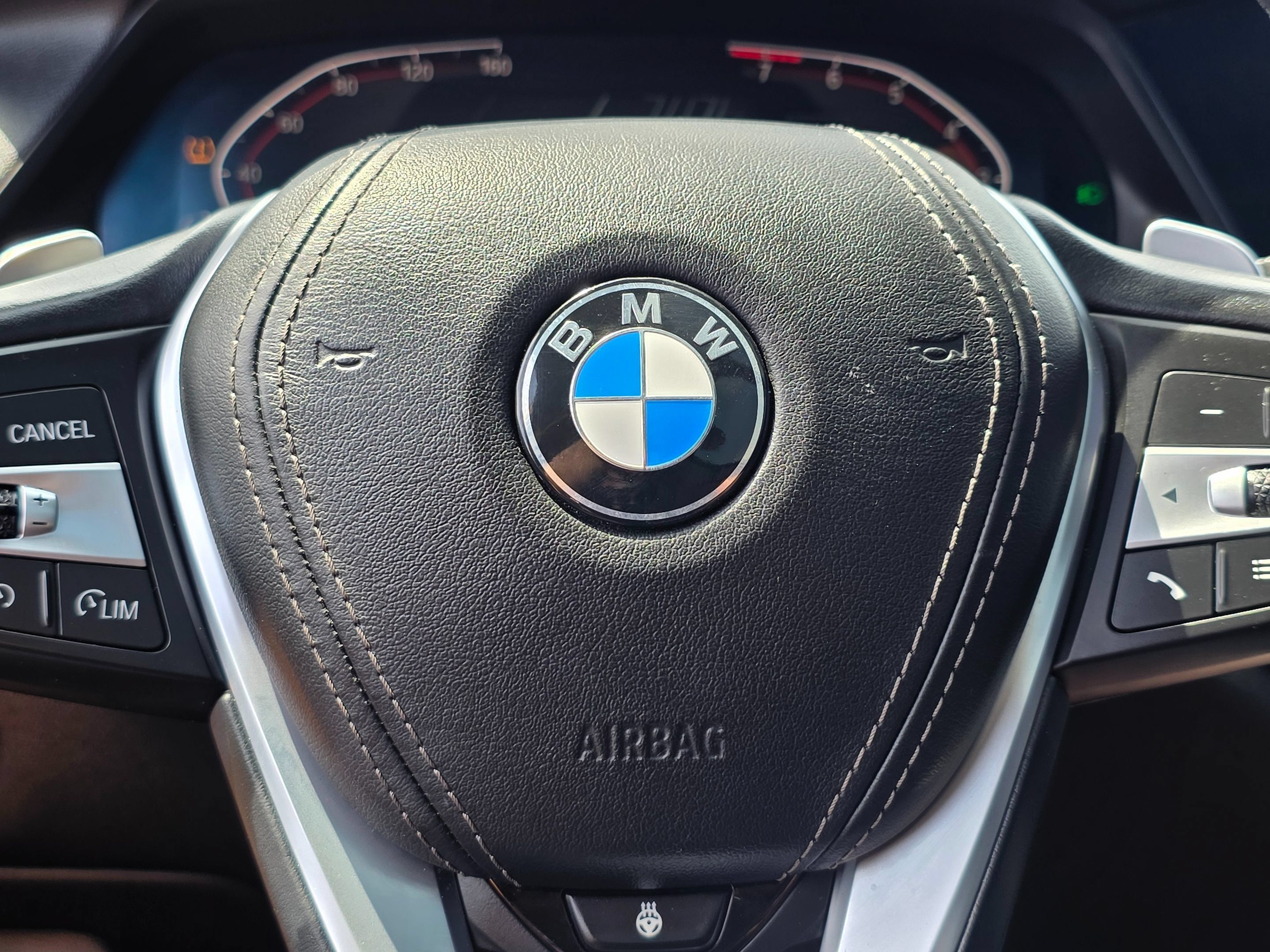 Used 2019 BMW X5 xDrive40i w/ Premium Package 2 AWD/4WD image 28