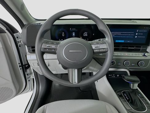 New 2026 Hyundai Kona SE FWD image 10