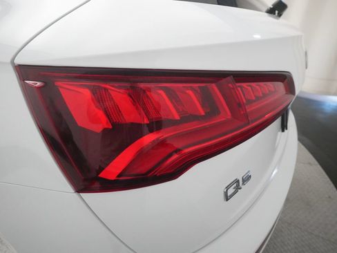 Used 2019 Audi Q5 Prestige AWD/4WD image 33