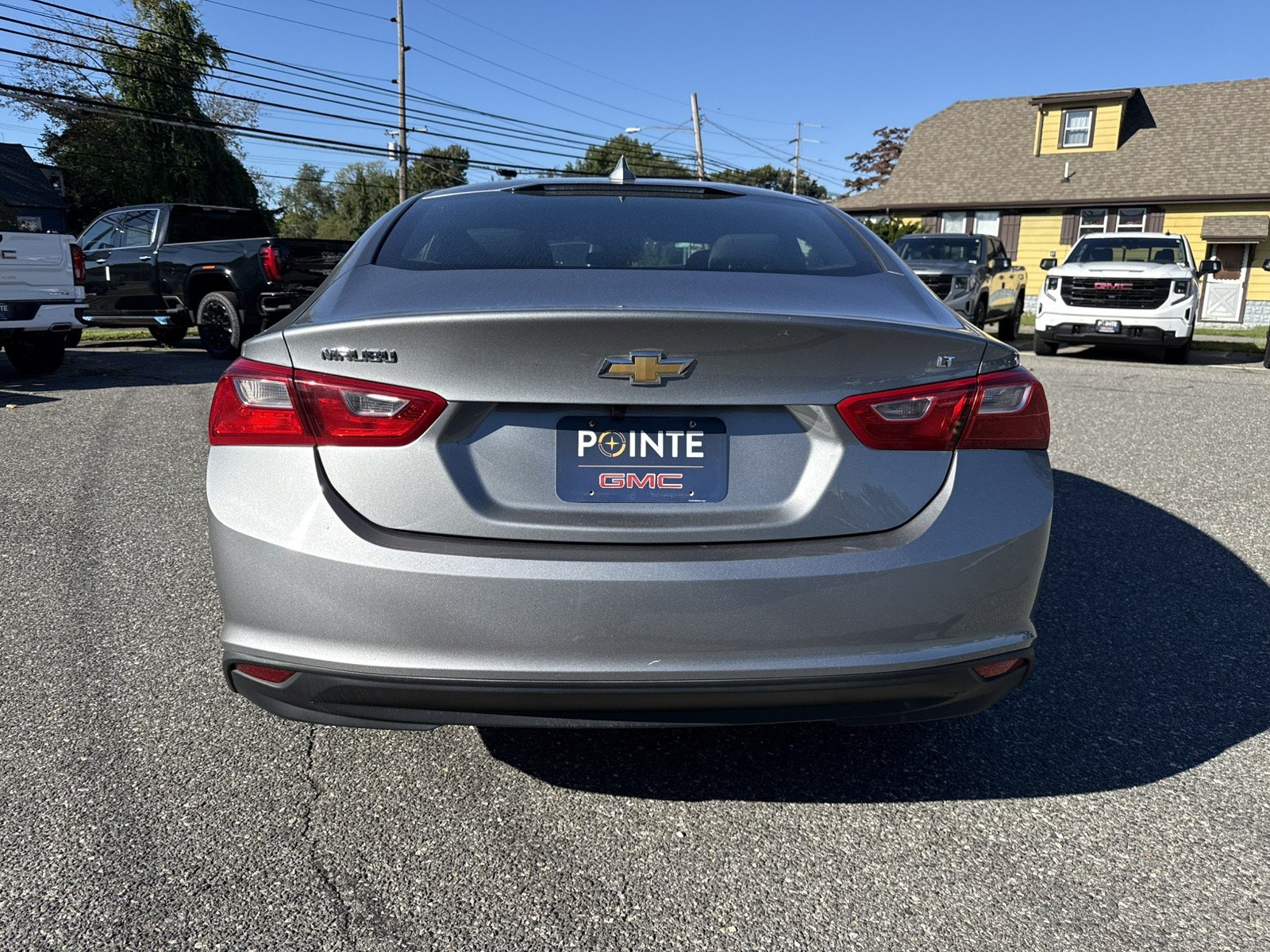 Used 2023 Chevrolet Malibu LT FWD image 4