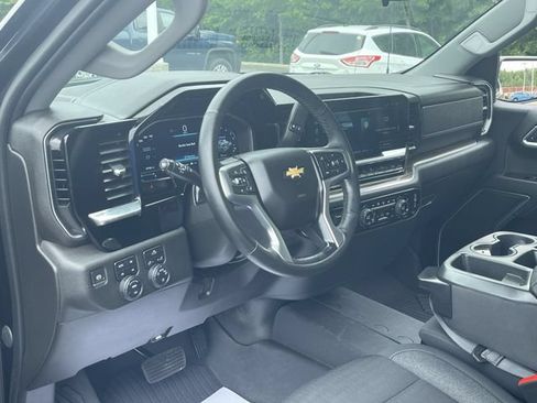 Certified 2023 Chevrolet Silverado 1500 LT AWD/4WD image 10
