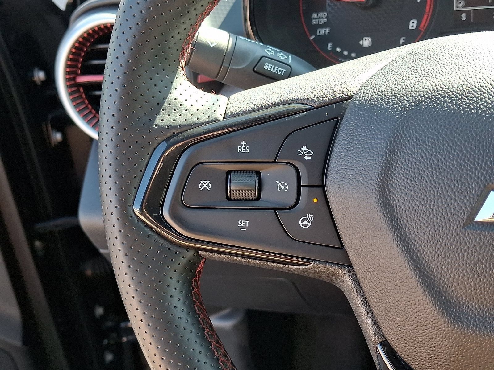 Certified 2024 Chevrolet Trax RS w/ Driver Confidence Package FWD image 20