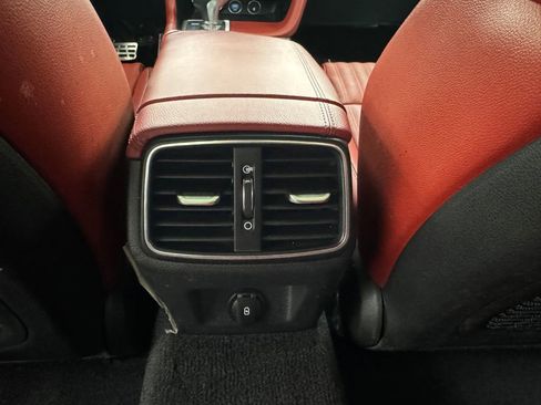 Used 2023 Genesis G70 2.0T w/ Sport Prestige Package image 28