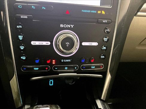 Used 2019 Ford Explorer Limited w/ Equipment Group 301A image 15