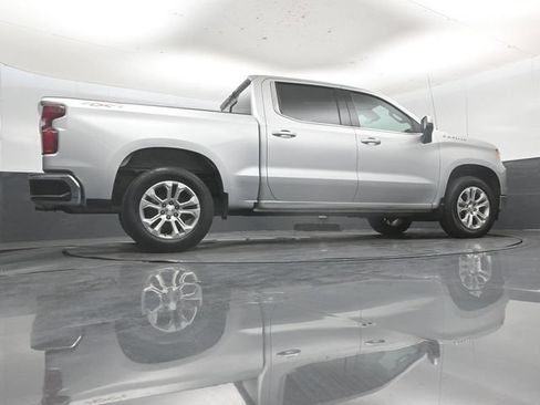 Used 2022 Chevrolet Silverado 1500 LTZ w/ Technology Package AWD/4WD image 48