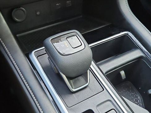 Used 2022 Nissan Pathfinder SL w/ SL Premium Package FWD image 12