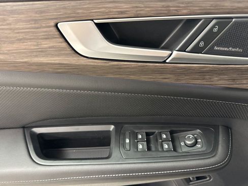 New 2026 Volkswagen Atlas SEL Premium R-Line AWD/4WD image 10