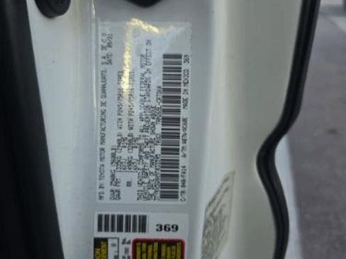 Used 2021 Toyota Tacoma SR image 38