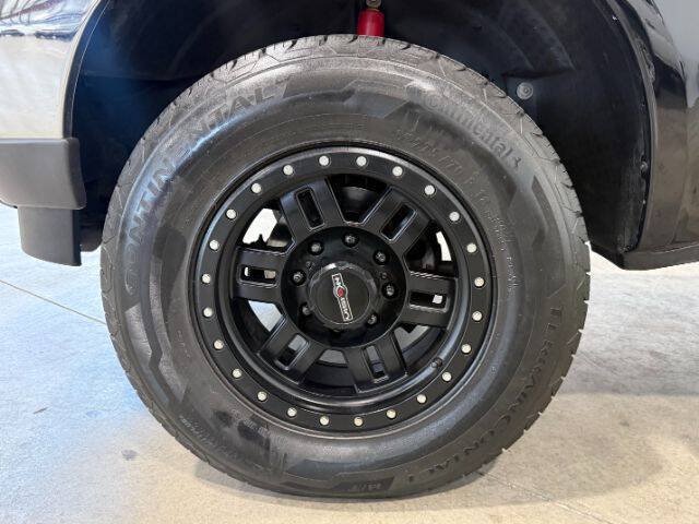 Used 2004 Ford F250 Lariat AWD/4WD image 13