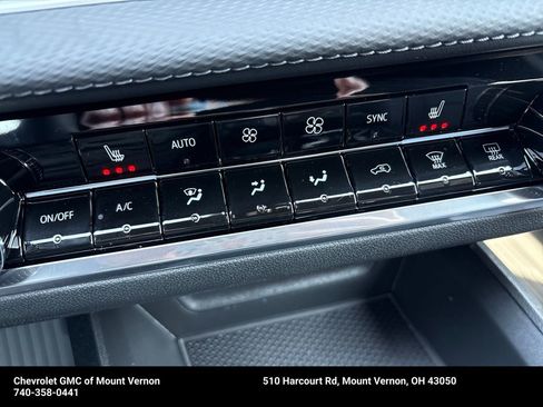 New 2026 Chevrolet Equinox LT AWD/4WD image 30