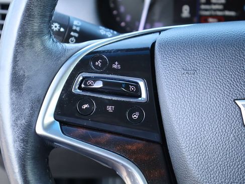 Used 2019 Cadillac XTS Luxury image 33