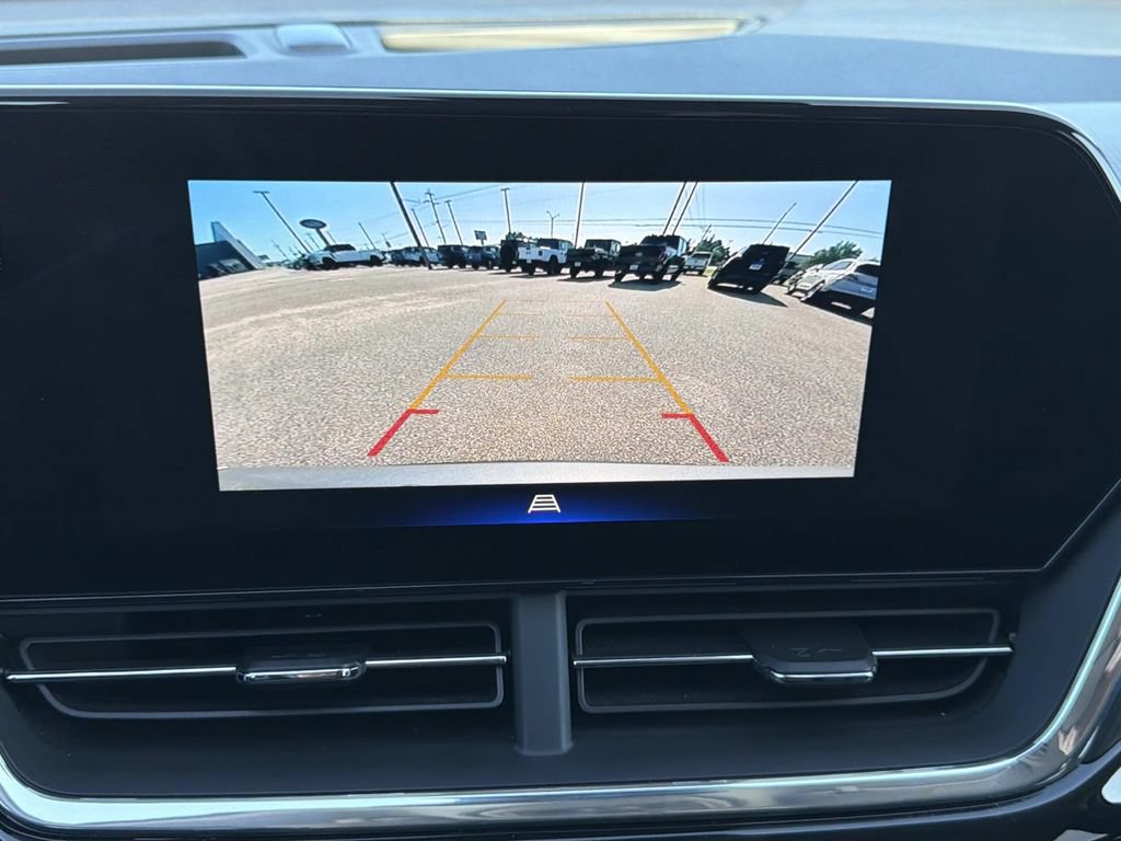 Used 2025 Chevrolet Trax ACTIV w/ Sunroof Package FWD image 24