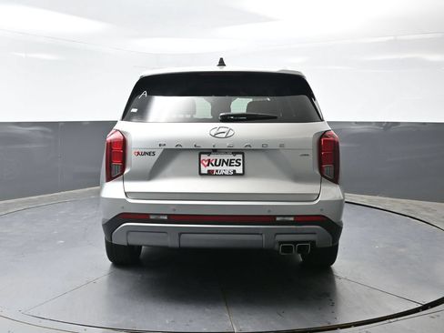 Used 2024 Hyundai Palisade SEL AWD/4WD image 13