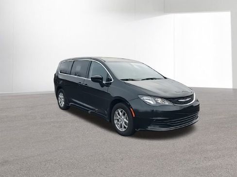 Used 2020 Chrysler Voyager LX w/ Cold Weather Group image 2