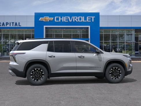 New 2026 Chevrolet Traverse Z71 w/ Driver Confidence Package image 5