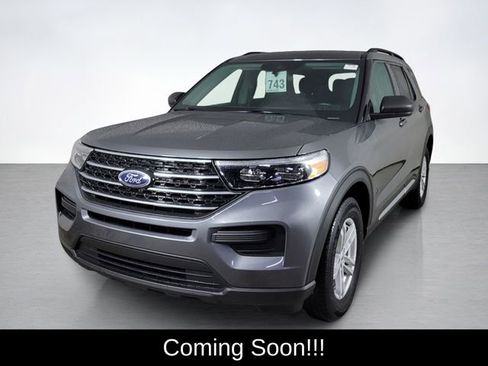 Used 2023 Ford Explorer XLT image 7
