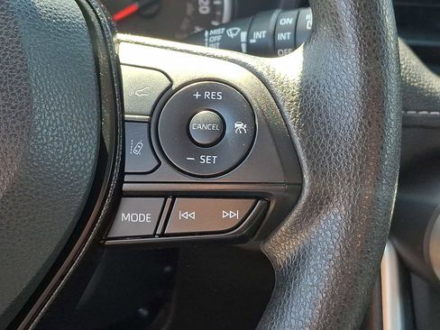 Certified 2021 Toyota RAV4 XLE image 24