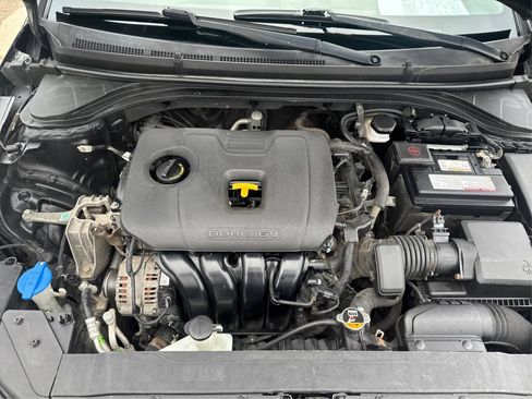 Used 2020 Hyundai Elantra SEL w/ Cargo Package (C1) FWD image 16