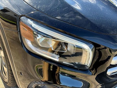 Used 2020 Mercedes-Benz GLB 250 image 26