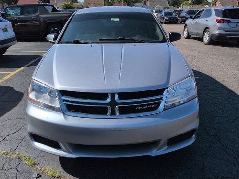 Used 2013 Dodge Avenger SE FWD image 2