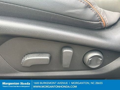 Used 2025 Subaru Forester Sport w/ Protection Package image 17