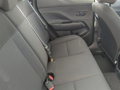 New 2026 Hyundai Kona SE image 12