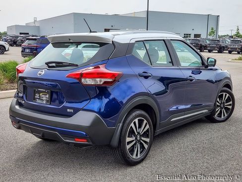 Used 2019 Nissan Kicks SR w/ SR Premium Package FWD image 7