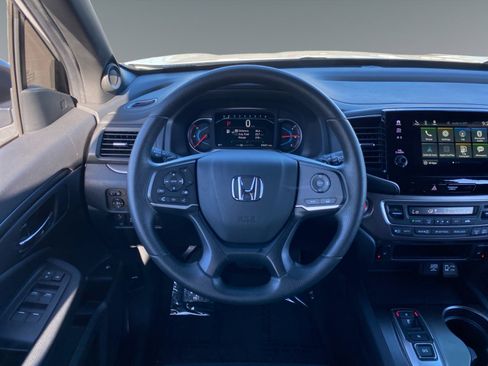 Used 2022 Honda Pilot Sport image 12