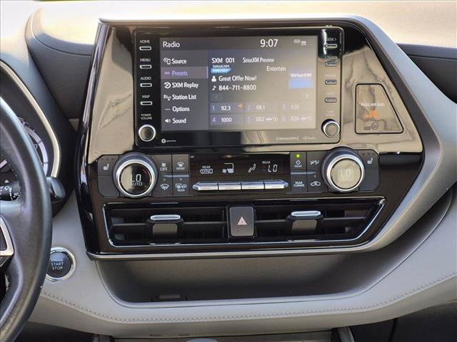Certified 2022 Toyota Highlander XLE FWD image 13