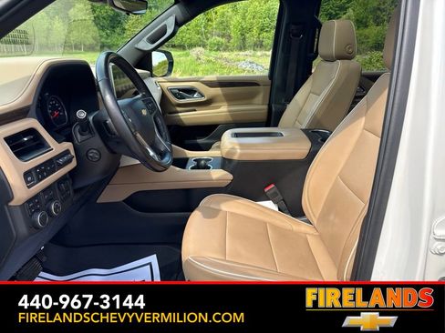 Used 2021 Chevrolet Tahoe Premier w/ Premium Package AWD/4WD image 15