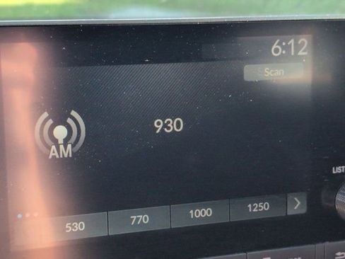 Used 2025 Honda HR-V LX image 18