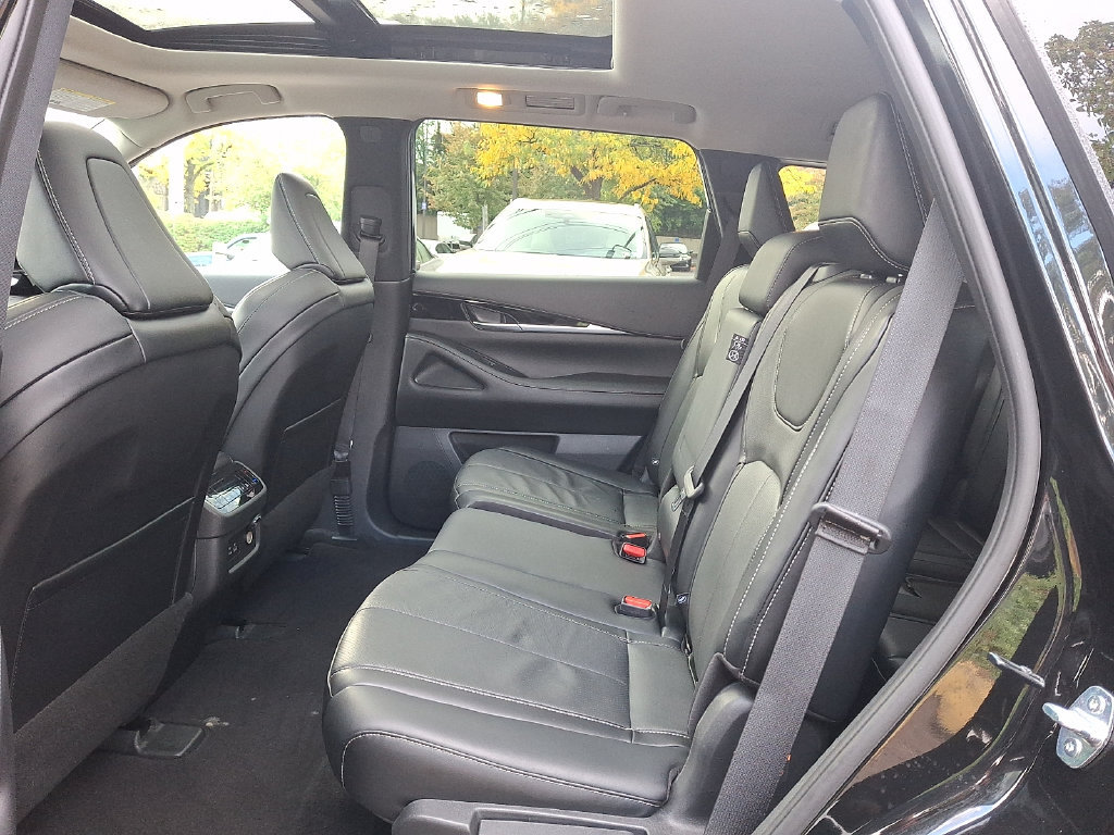 Certified 2023 INFINITI QX60 Pure AWD/4WD image 11