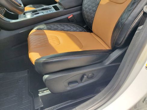 Used 2023 Ford Edge Titanium w/ Equipment Group 301A AWD/4WD image 14