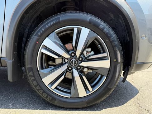 Used 2023 Nissan Rogue SL w/ SL Premium Package FWD image 14