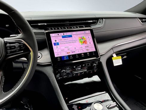 New 2025 Jeep Grand Cherokee Overland w/ Trailer Tow Package image 7