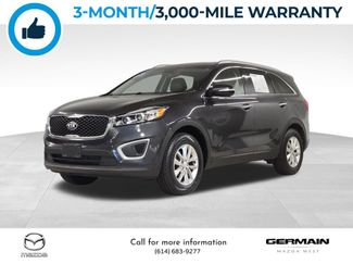 Used 2017 Kia Sorento LX w/ LX Convenience Package image 1