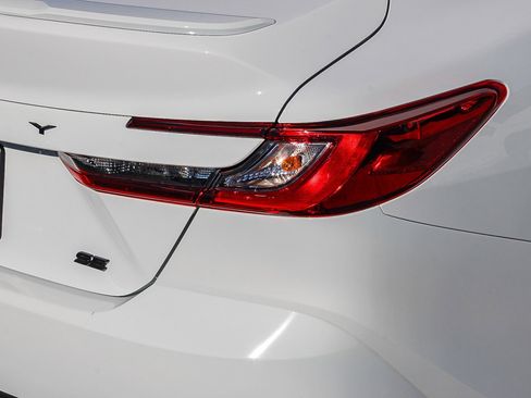 Certified 2026 Toyota Camry SE image 10