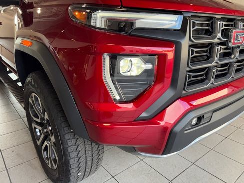 Certified 2024 GMC Canyon AT4 w/ AT4 Premium Package AWD/4WD image 24