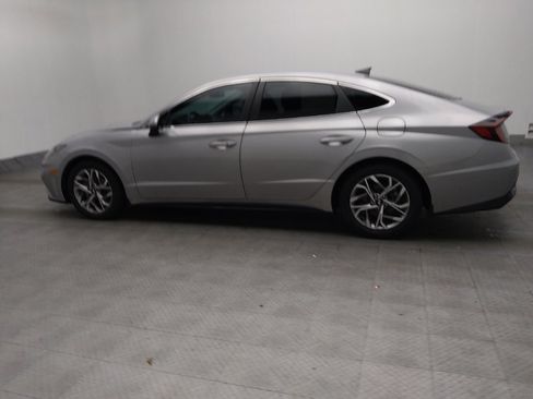 Used 2023 Hyundai Sonata SEL FWD image 3