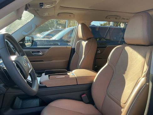 New 2026 INFINITI QX80 Luxe w/ Cargo Package AWD/4WD image 25